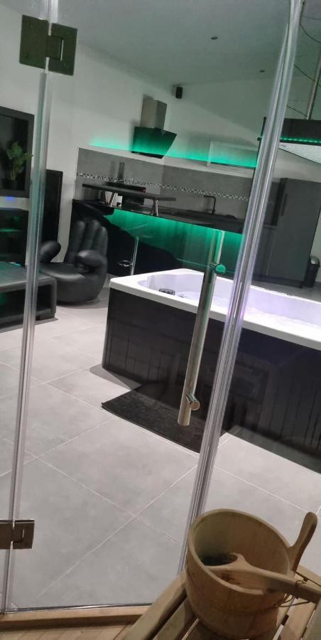 Mezza 47 Spa Precy-sur-Oise Extérieur photo