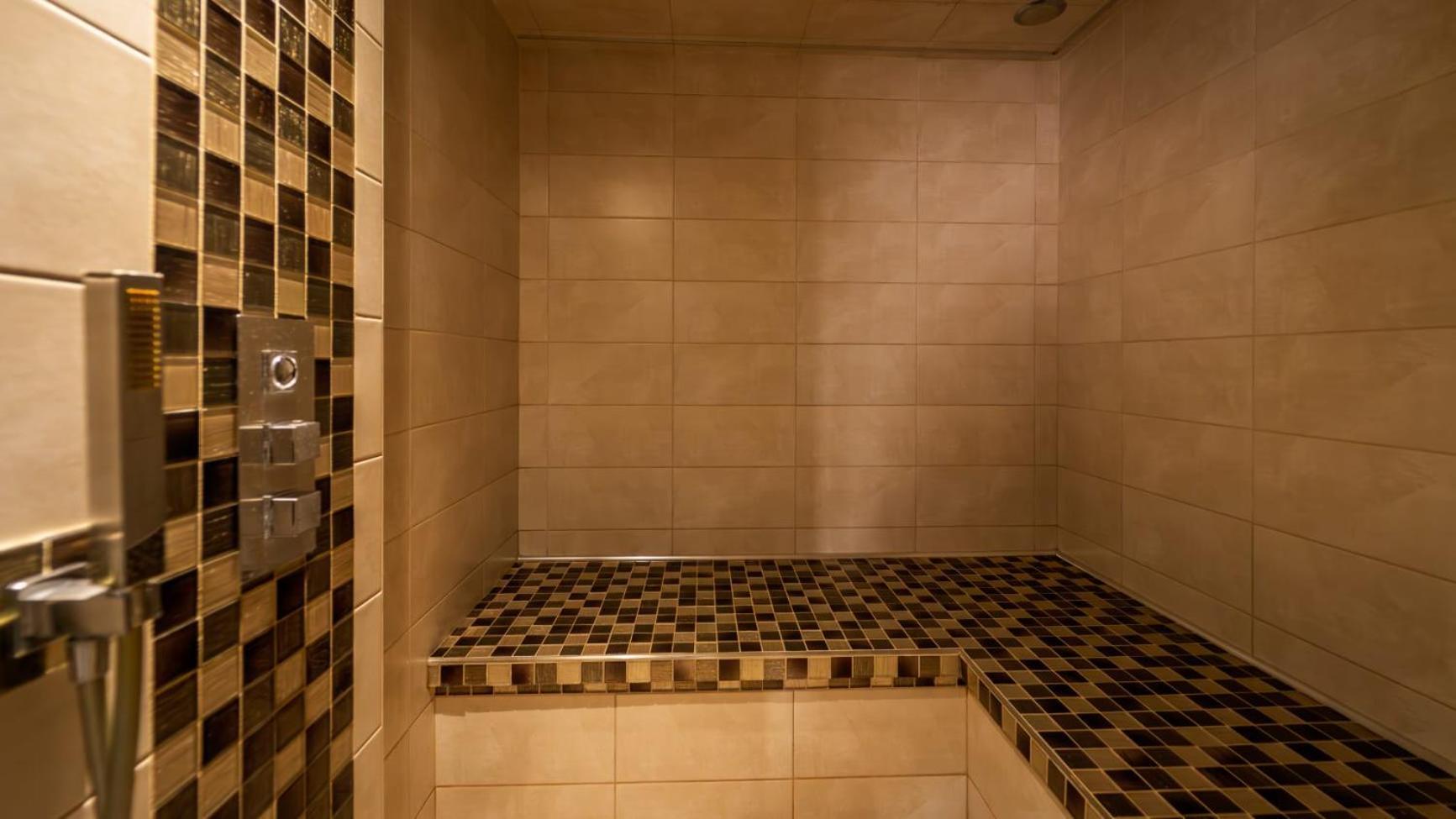 Mezza 47 Spa Precy-sur-Oise Extérieur photo